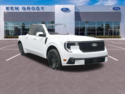 New 2025 Ford Maverick Lobo