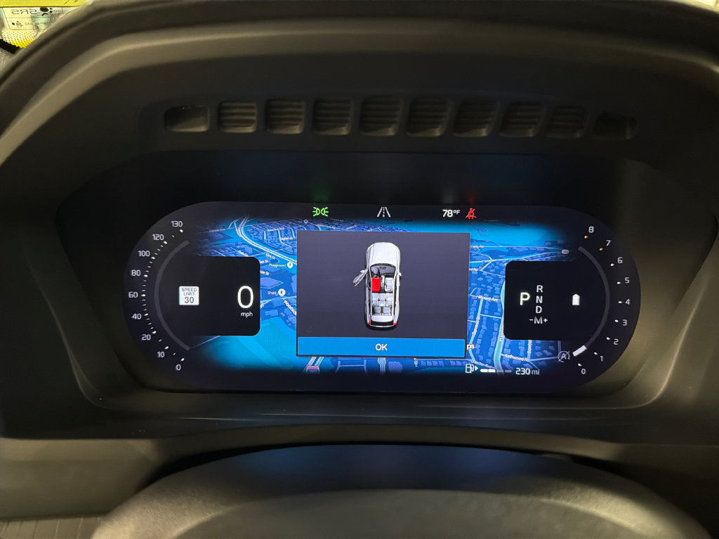Certified 2023 Volvo XC90 B6 Ultimate w/ Protection Package Premier AWD/4WD image 17