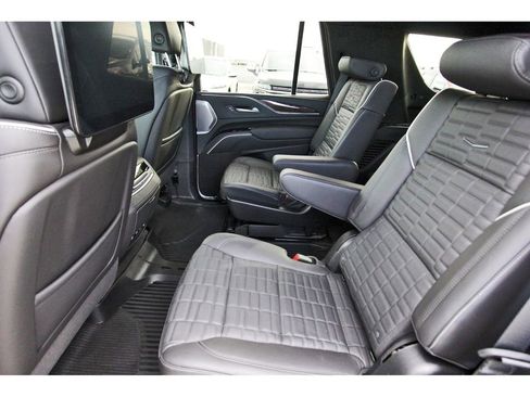 Certified 2024 Cadillac Escalade Sport Platinum w/ LPO, Floor Liner Package image 7