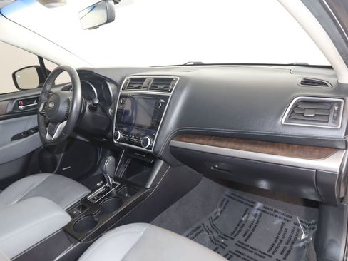 Used 2019 Subaru Outback 2.5i Limited AWD/4WD image 40