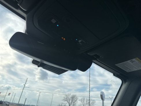 Used 2025 Ford Bronco Outer Banks image 40