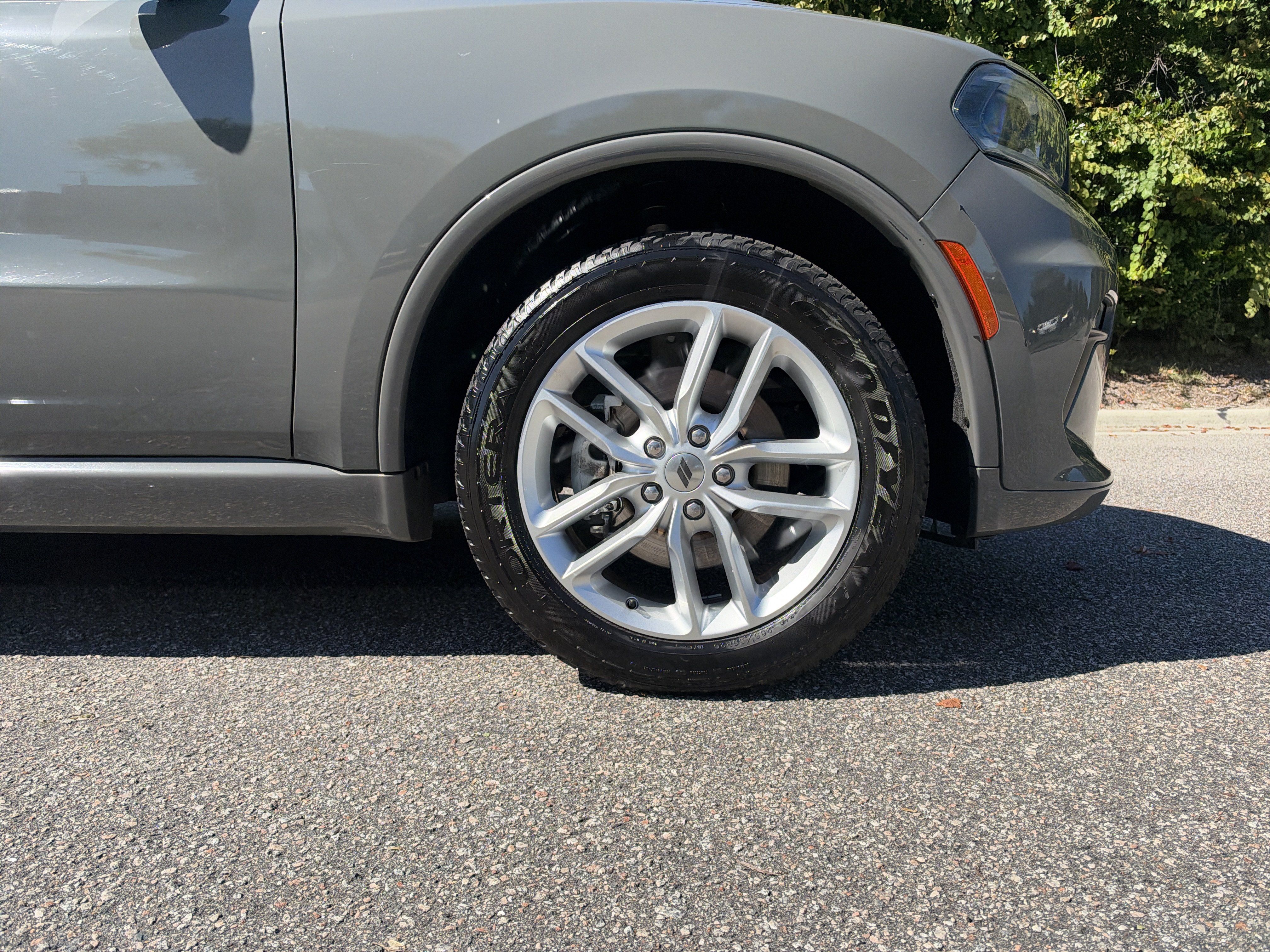 Used 2023 Dodge Durango GT AWD/4WD image 11
