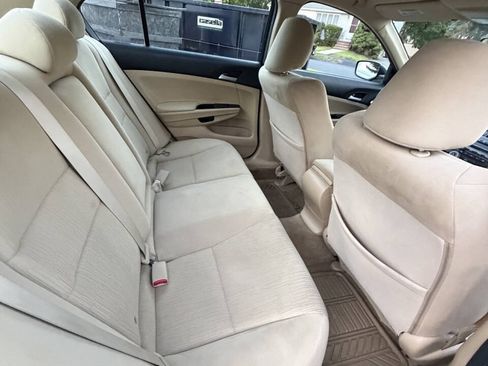 Used 2012 Honda Accord LX image 4