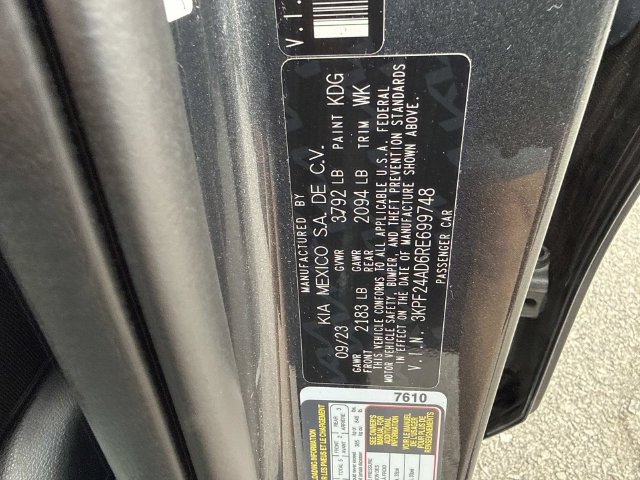 Used 2024 Kia Forte LXS FWD image 27