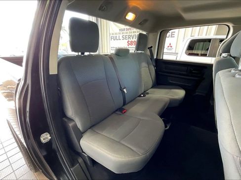 Used 2019 RAM 1500 Express w/ Wheel & Sound Group AWD/4WD image 15