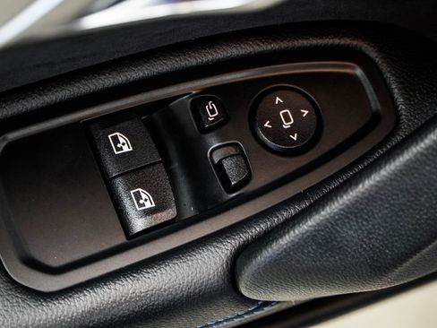 Used 2023 BMW Z4 M40i w/ Premium Package image 40