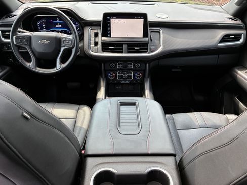 Used 2022 Chevrolet Tahoe RST w/ Luxury Package AWD/4WD image 20