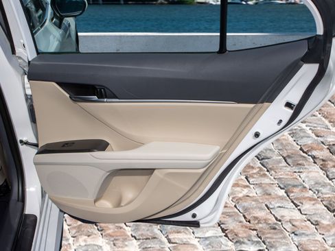 Used 2023 Toyota Camry LE image 13