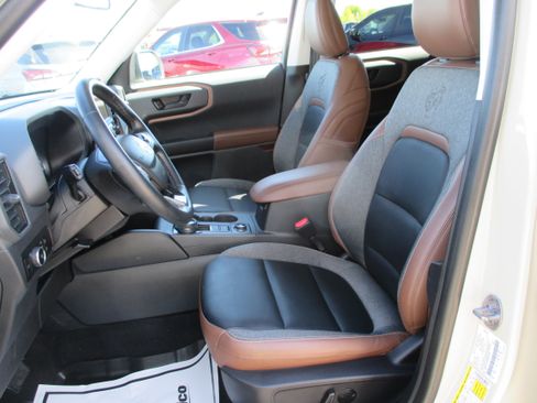 Used 2024 Ford Bronco Sport Outer Banks w/ Tech Package AWD/4WD image 15