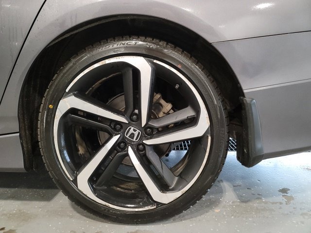 Used 2020 Honda Accord Sport image 13