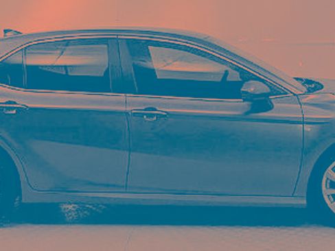 Used 2024 Toyota Camry LE image 2