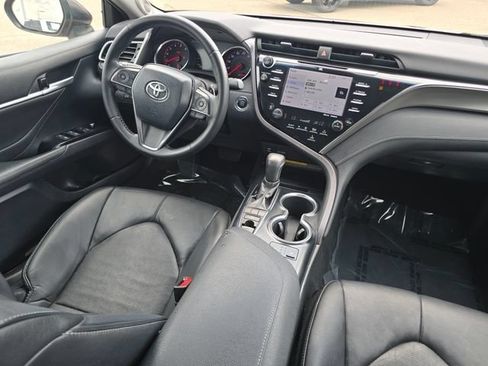 Used 2018 Toyota Camry XSE FWD image 34