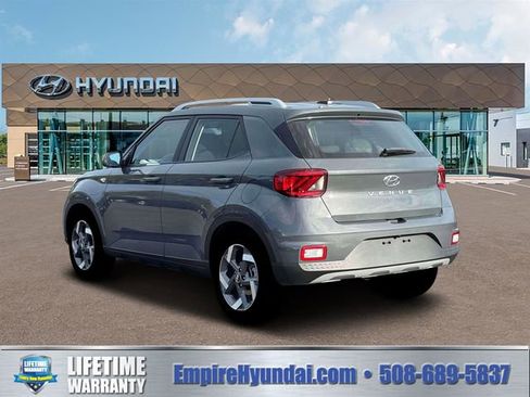 New 2026 Hyundai Venue SEL FWD image 5