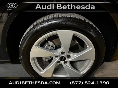 New 2025 Audi Q5 Premium Plus image 9