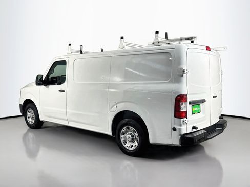 Used 2020 Nissan NV 2500 SV RWD image 7