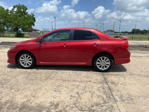 Used 2010 Toyota Corolla S FWD image 6
