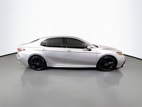 Used 2023 Toyota Camry XSE image 11