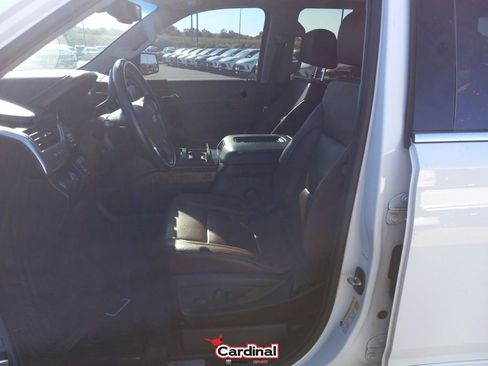 Used 2019 Chevrolet Tahoe Premier w/ Premier Plus Edition image 23