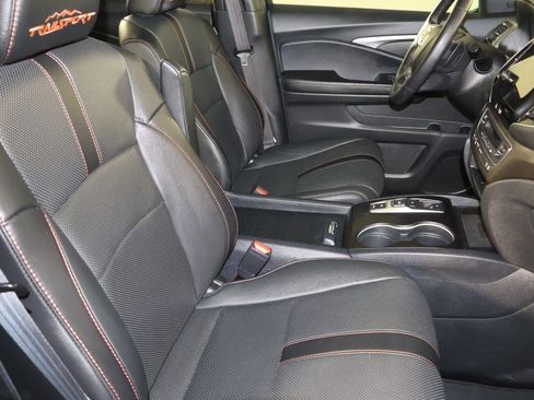 Certified 2022 Honda Passport TrailSport image 45
