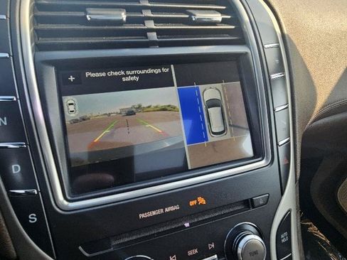 Used 2018 Lincoln MKX Reserve w/ Luxury Package AWD/4WD image 13