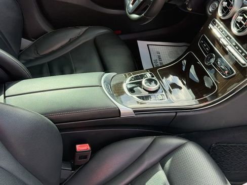 Used 2020 Mercedes-Benz C 300 Sedan image 16