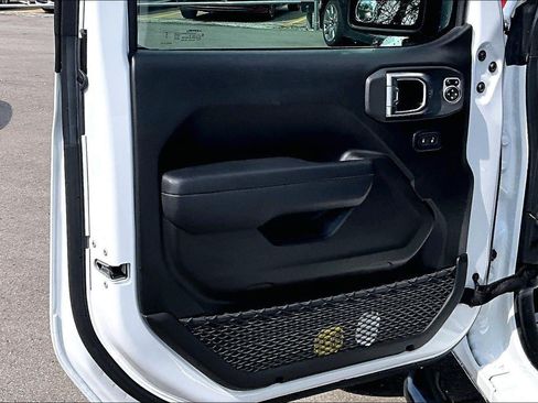 Used 2024 Jeep Wrangler Unlimited Sport AWD/4WD image 22