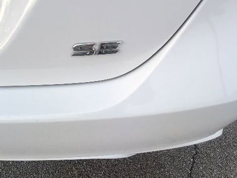 Used 2024 Toyota Camry SE FWD image 7