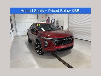 Used 2025 Chevrolet Trax RS w/ Driver Confidence Package