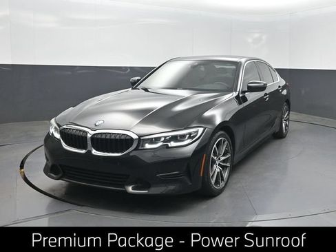 Used 2020 BMW 330i Sedan w/ Premium Package RWD image 1