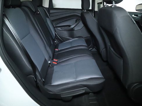 Used 2018 Ford Escape SE w/ Ford Safe & Smart Package image 32