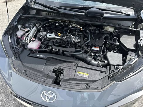 Used 2025 Toyota Prius Plug-In Hybrid FWD image 30