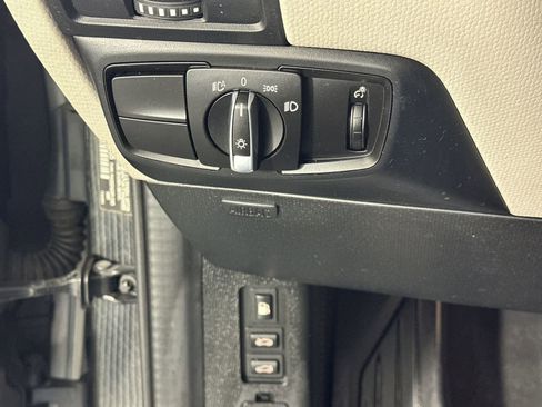 Used 2017 BMW i3 w/ Range Extender image 26