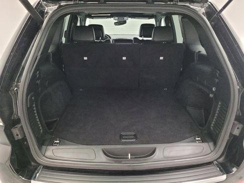 Used 2020 Jeep Grand Cherokee Limited RWD image 29