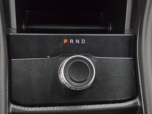 Used 2024 Jeep Grand Cherokee L Laredo RWD image 13