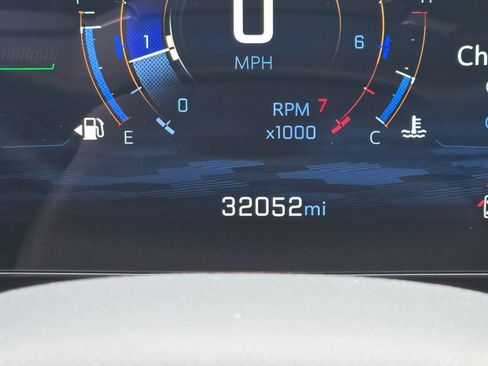 Certified 2025 Chevrolet Equinox LT FWD image 29