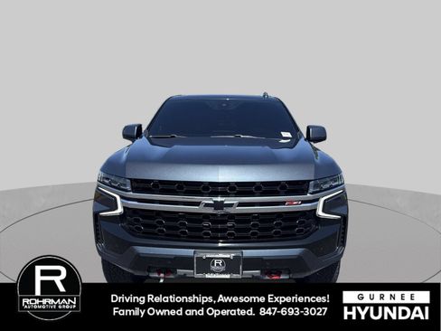 Used 2021 Chevrolet Tahoe Z71 w/ Z71 Signature Package AWD/4WD image 3