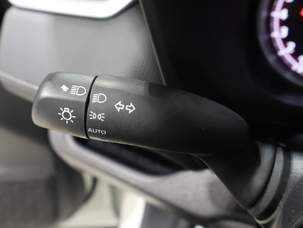 Used 2025 Toyota RAV4 XLE w/ Convenience Package AWD/4WD image 39