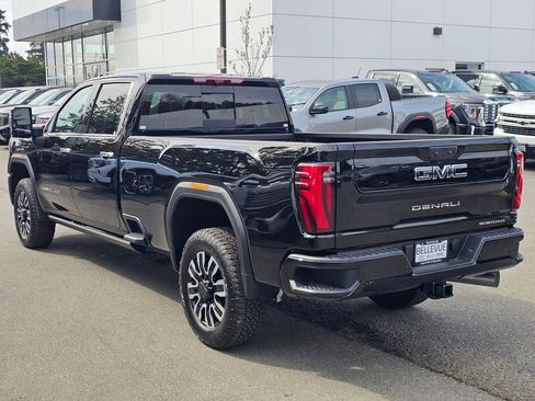 New 2026 GMC Sierra 2500 Denali Ultimate AWD/4WD image 3