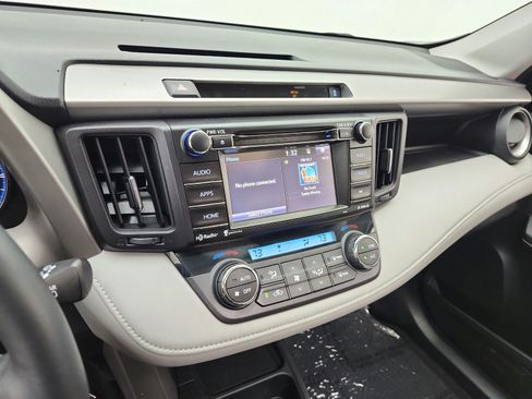 Used 2016 Toyota RAV4 XLE FWD image 14
