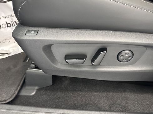 New 2026 INFINITI QX60 Autograph w/ Dark Cargo Package image 13