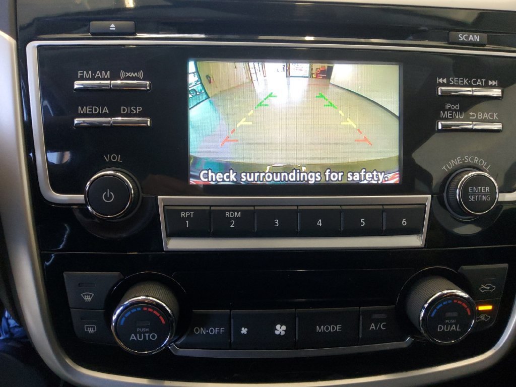 Used 2018 Nissan Altima 2.5 SL FWD image 25