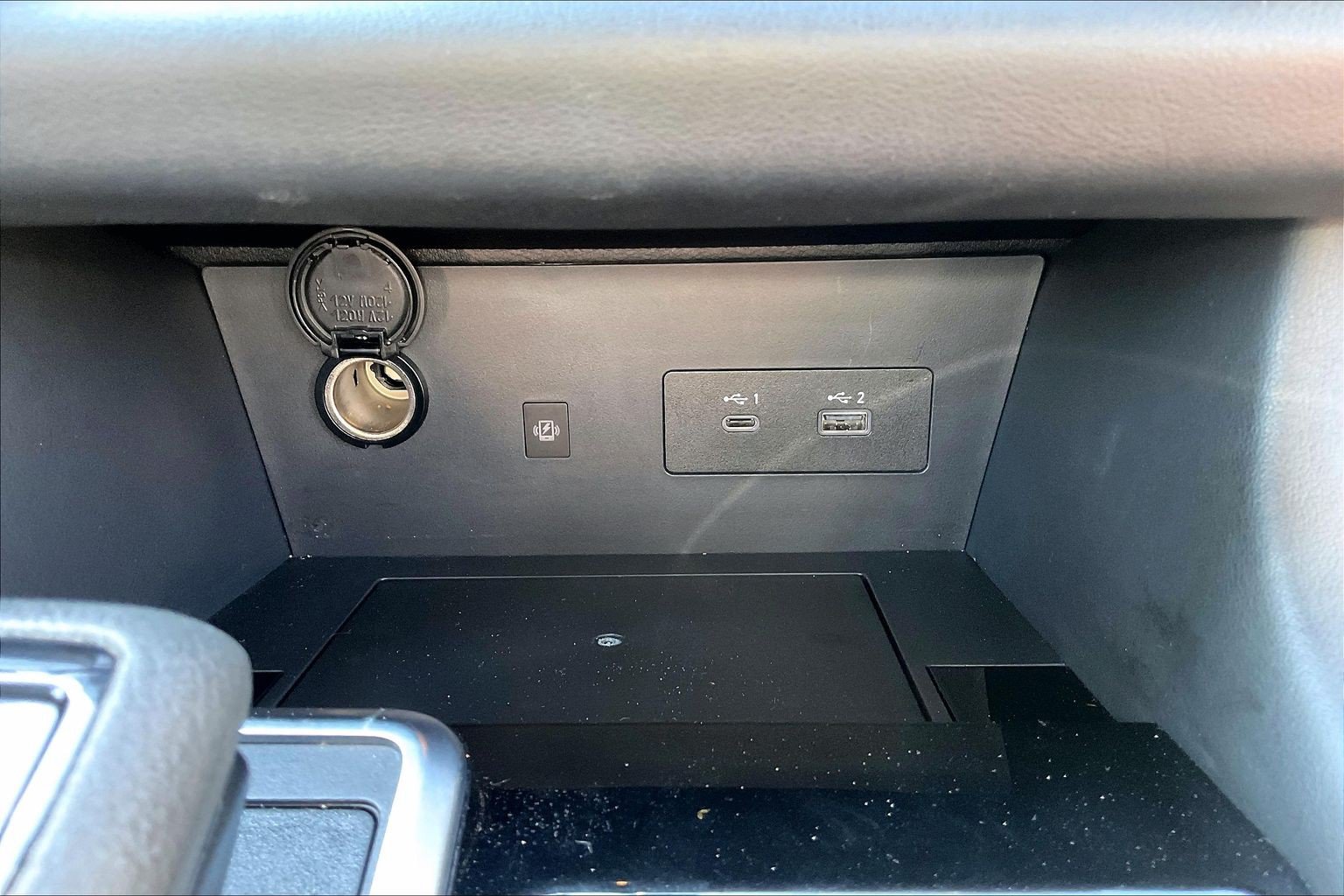 Used 2024 Nissan Pathfinder SL AWD/4WD image 34