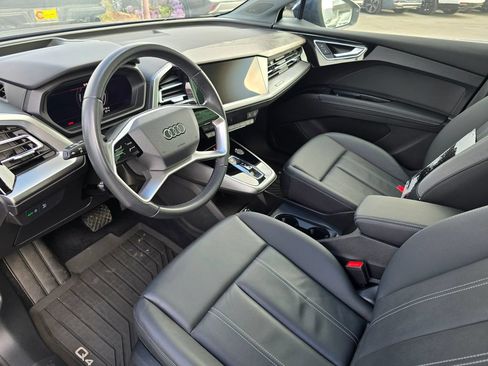 Used 2023 Audi Q4 e-tron Prestige AWD/4WD image 27