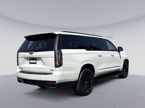 Used 2021 Cadillac Escalade ESV Sport w/ LPO, ONYX Package AWD/4WD image 7