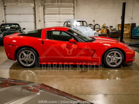 Used 2007 Chevrolet Corvette Coupe image 10