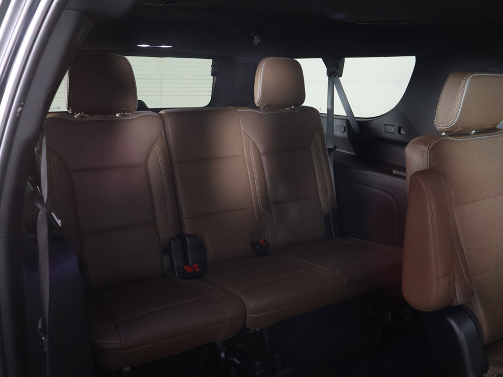 Used 2024 Chevrolet Suburban High Country w/ Advanced Technology Package AWD/4WD image 45