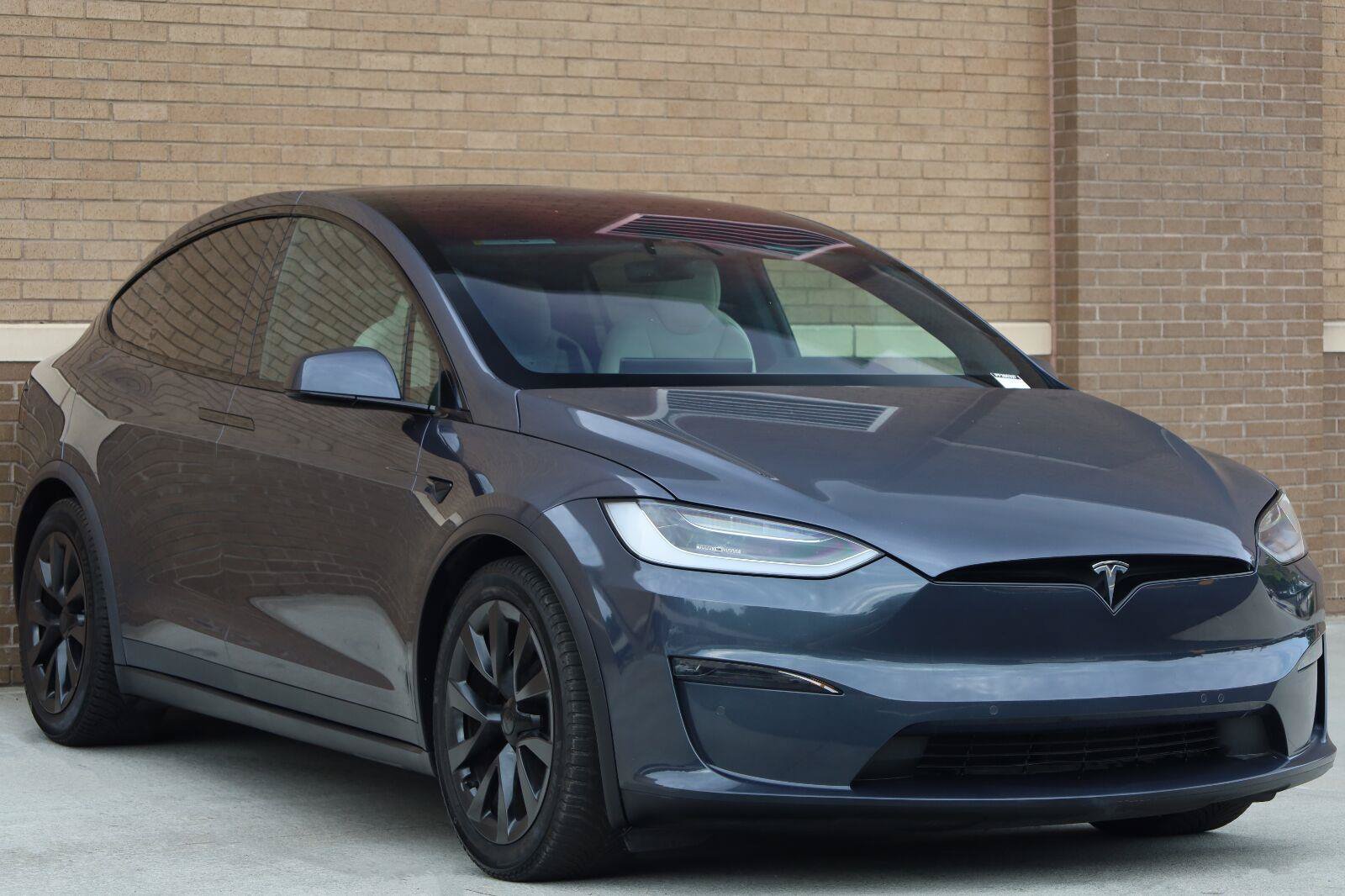 Used 2023 Tesla Model X AWD/4WD image 12