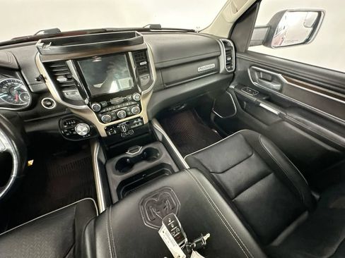 Used 2022 RAM 1500 Laramie AWD/4WD image 11