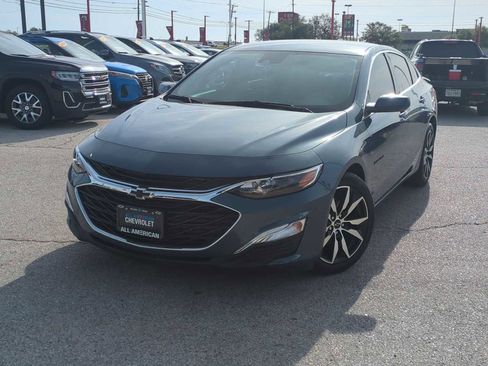 Used 2024 Chevrolet Malibu RS image 1