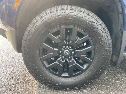 Used 2022 Nissan Frontier SV AWD/4WD image 30